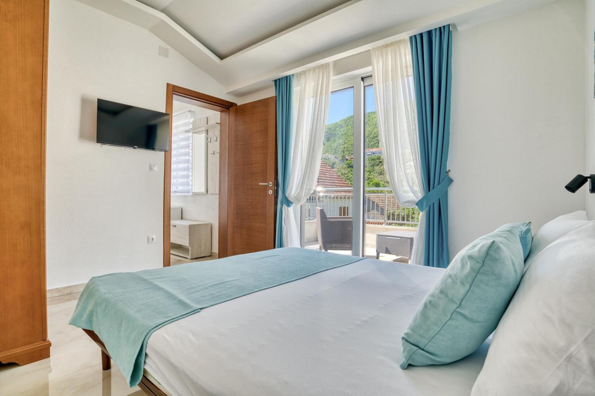 Apartments Ljubica Herceg Novi Exteriér fotografie